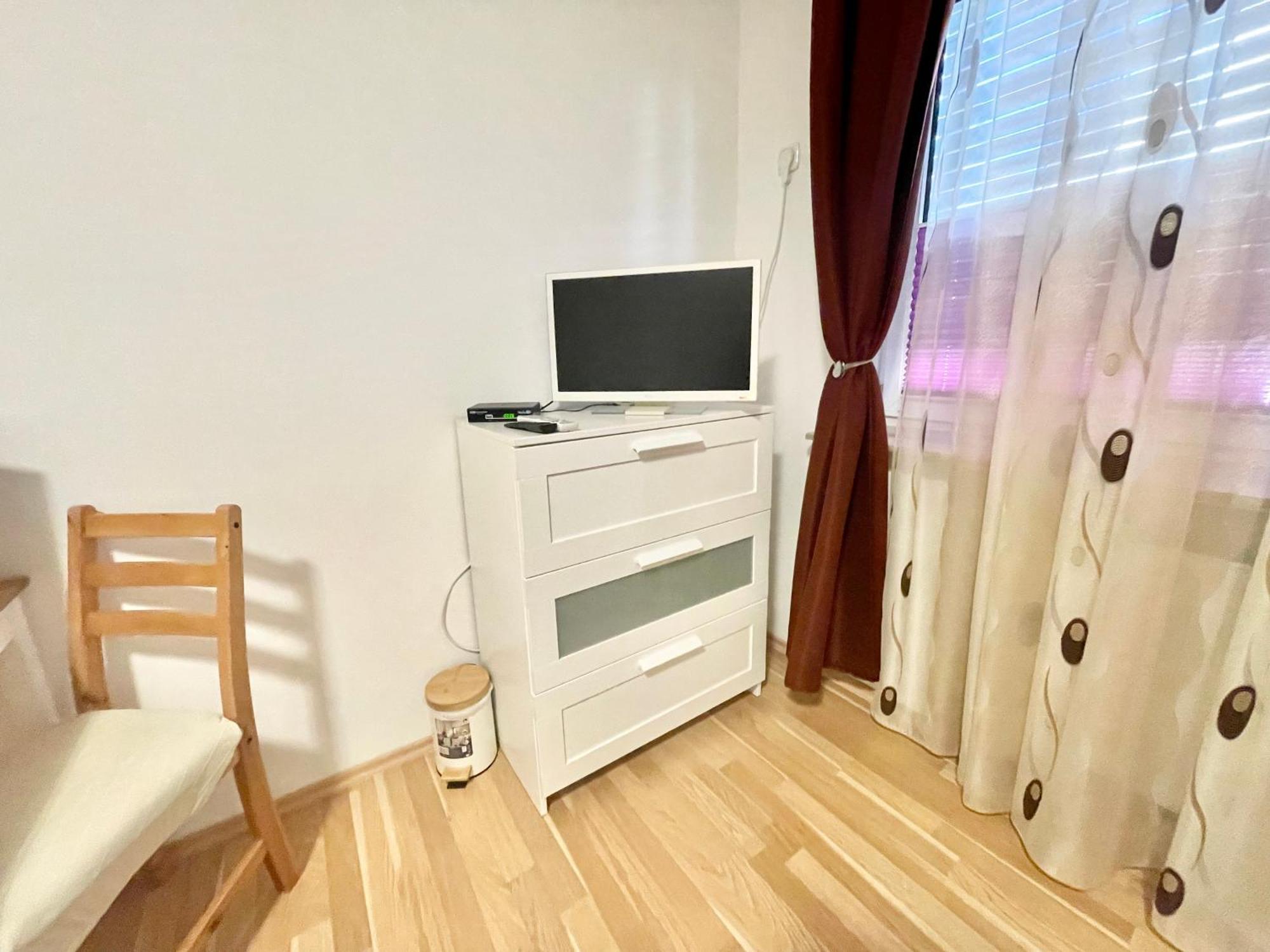 Casa Giulia 2 Zimmer Nahe Giessen, Kueche, Bad, Wlan, Parkplatz Krofdorf-Gleiberg 外观 照片